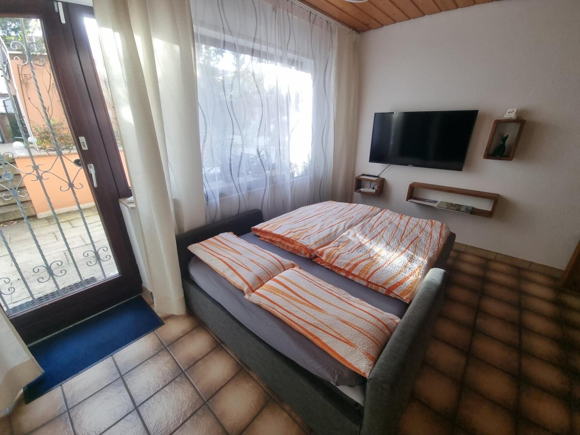 Ferienwohnung Erbachstrasse Waiblingen  ภายนอก รูปภาพ